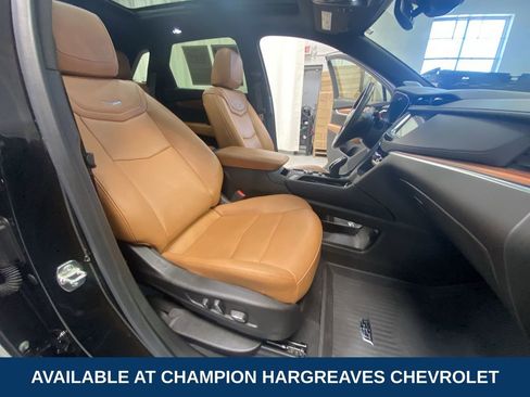 Certified 2024 Cadillac XT5 Premium Luxury w/ LPO, Floor Liner Package AWD/4WD image 36