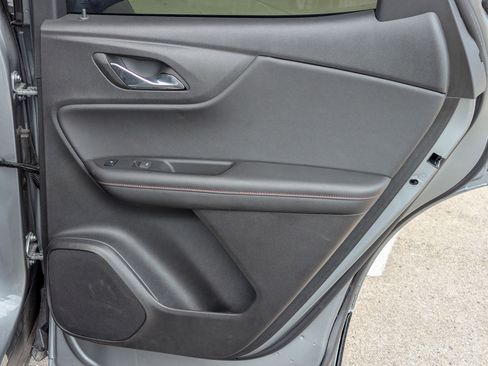 Used 2025 Chevrolet Blazer RS w/ Enhanced Convenience Package image 26