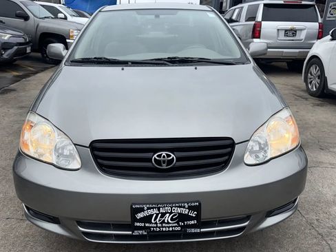 Used 2004 Toyota Corolla LE image 2