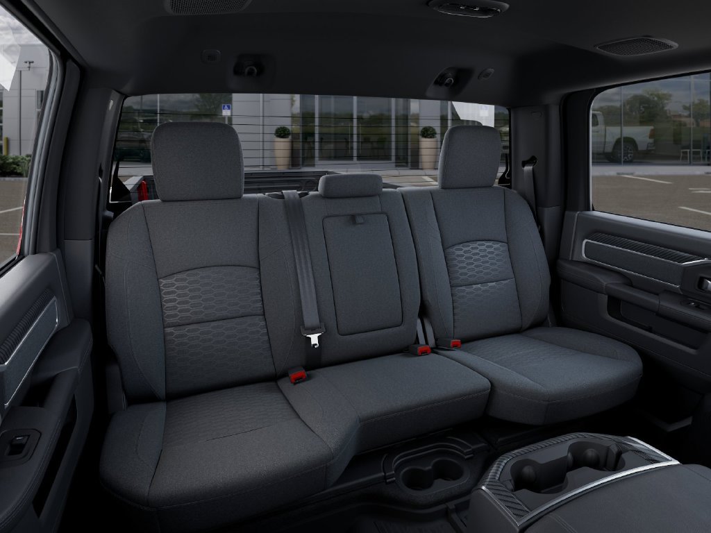 New 2027 RAM 3500 Big Horn AWD/4WD image 16