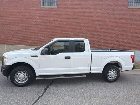 Used 2017 Ford F150 XL w/ XL Power Equipment Group AWD/4WD image 2