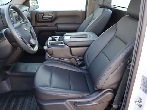 Used 2026 Chevrolet Silverado 1500 W/T RWD image 15