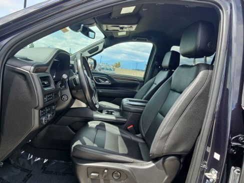 Used 2022 Chevrolet Tahoe Z71 w/ Z71 Off-Road Package AWD/4WD image 18