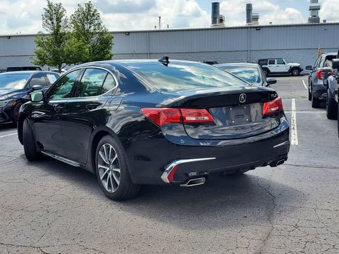 Used 2018 Acura TLX V6 w/ Technology Package FWD image 2