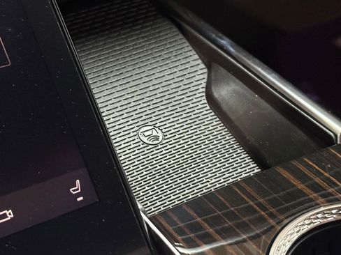 Certified 2026 Cadillac Escalade Luxury image 39