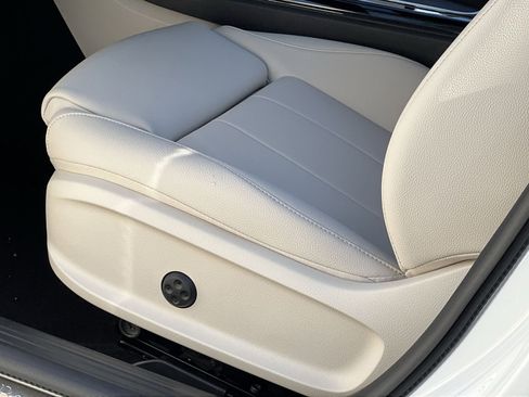 New 2025 Mercedes-Benz CLA 250 4MATIC image 12