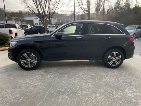 Used 2017 Mercedes-Benz GLC 300 4MATIC image 15