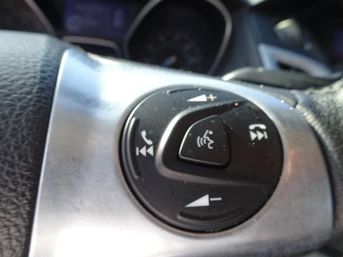 Used 2014 Ford Focus SE w/ Equipment Group 201A image 30