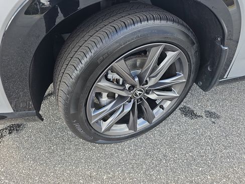 Certified 2025 Acura ADX A-Spec image 30