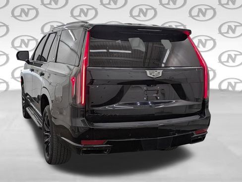 Used 2023 Cadillac Escalade Sport w/ LPO, ONYX Package AWD/4WD image 20