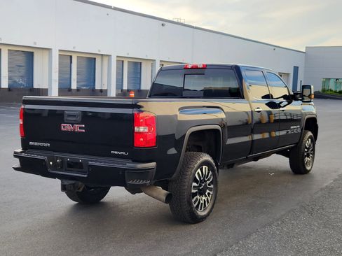 Used 2015 GMC Sierra 3500 Denali w/ Duramax Plus Package AWD/4WD image 4