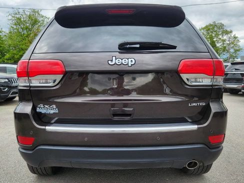 Used 2017 Jeep Grand Cherokee Limited w/ Luxury Group II AWD/4WD image 14
