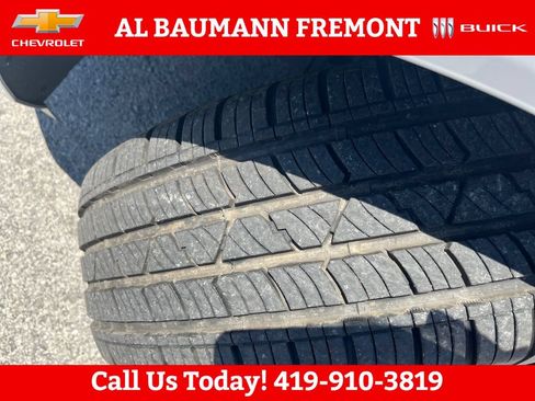 Used 2019 Buick Enclave Premium AWD/4WD image 28