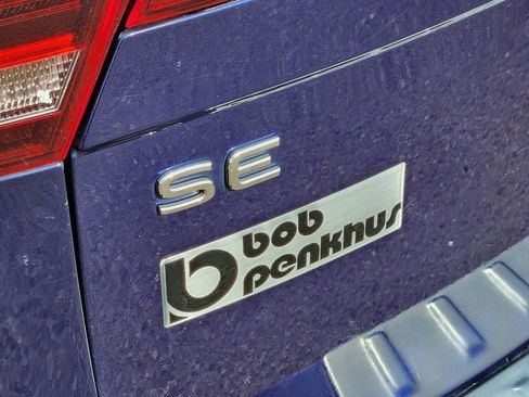 Used 2022 Volkswagen Tiguan SE image 30