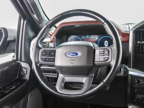 Used 2023 Ford F150 Lariat image 14