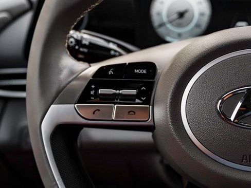 Certified 2023 Hyundai Elantra SEL w/ Convenience Package image 12