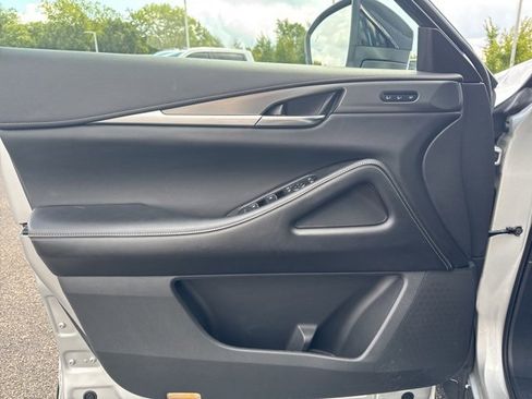 Used 2023 INFINITI QX60 Luxe image 9