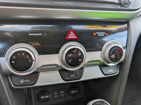 Used 2019 Hyundai Elantra SEL w/ Cargo Package image 19