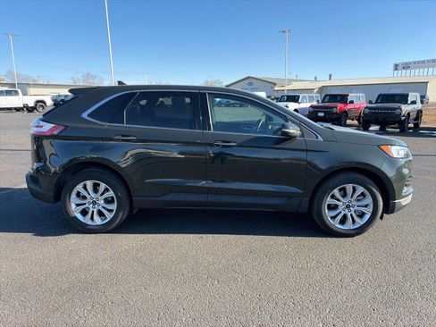 Used 2022 Ford Edge Titanium w/ Class II Trailer Tow Package image 6