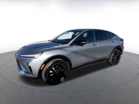 Used 2025 Buick Envista Sport Touring image 8