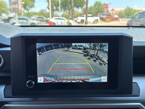 Used 2025 Toyota 4Runner SR5 AWD/4WD image 24
