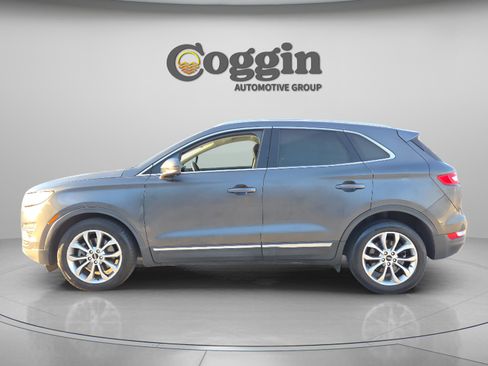 Used 2019 Lincoln MKC Select w/ Select Plus Package image 3