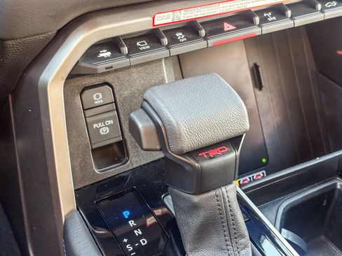 New 2026 Toyota Tundra Platinum w/ TRD Off-Road Package AWD/4WD image 25