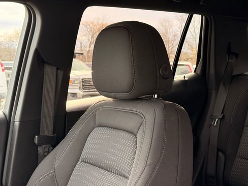 Used 2025 Chevrolet Equinox LT image 26