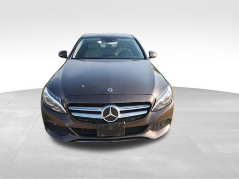 Used 2018 Mercedes-Benz C 300 4MATIC Sedan image 9