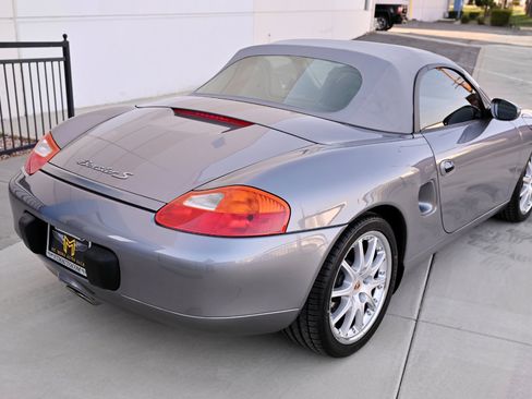 Used 2001 Porsche Boxster S RWD image 32