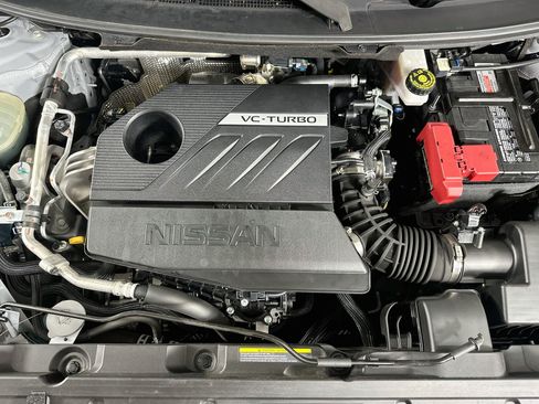 Used 2025 Nissan Rogue SV FWD image 31