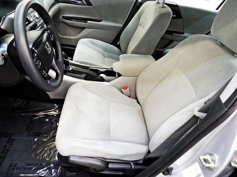 Used 2013 Honda Accord LX image 16