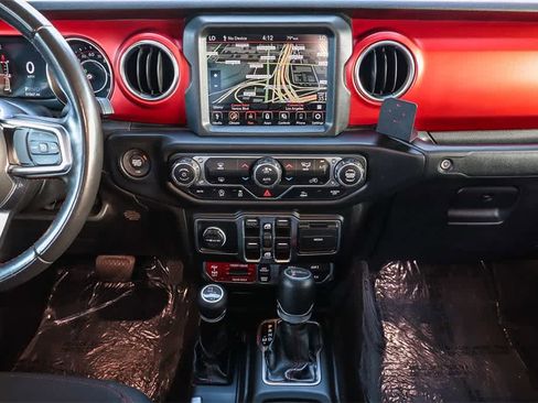 Used 2020 Jeep Gladiator Rubicon image 13