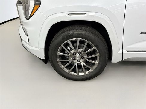 New 2026 GMC Terrain Denali w/ LPO, Floor Liner Package image 26