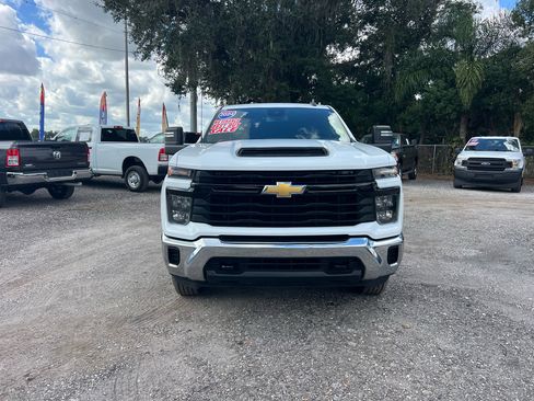 Used 2024 Chevrolet Silverado 2500 W/T w/ WT Convenience Package image 8