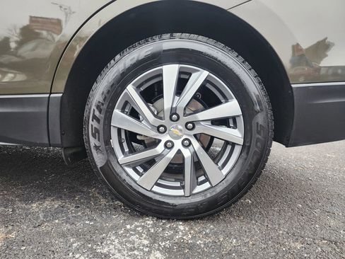 Used 2023 Chevrolet Equinox Premier AWD/4WD image 24