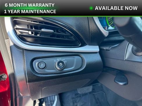 Used 2017 Chevrolet Volt LT w/ Comfort Package image 23
