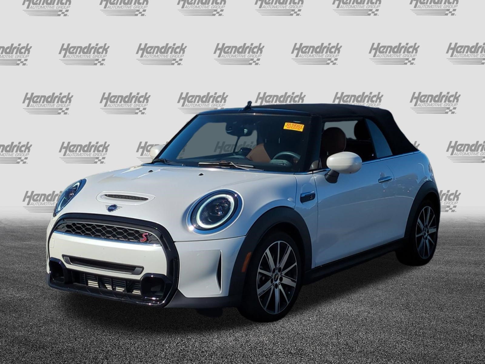 Used 2024 MINI Cooper S w/ Signature Upholstery Package FWD image 5