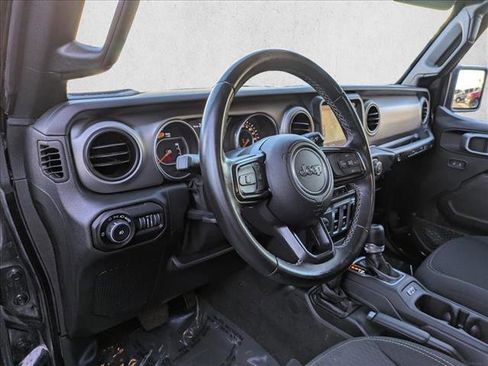 Used 2021 Jeep Wrangler Sport image 22