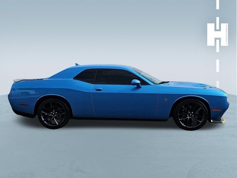 Used 2019 Dodge Challenger R/T Scat Pack RWD image 3