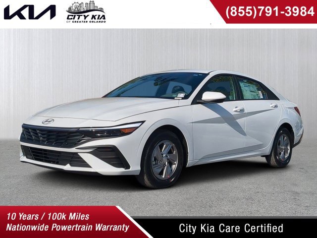 Used 2026 Hyundai Elantra SE FWD image 1