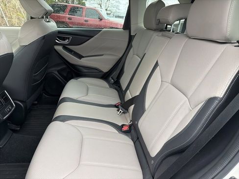 Used 2021 Subaru Forester Limited w/ Popular Package #3 image 16
