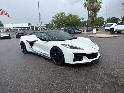 Used 2026 Chevrolet Corvette Z06 RWD image 3