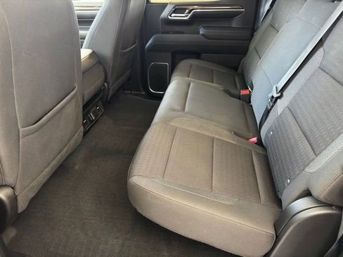 Used 2022 Chevrolet Silverado 1500 LT image 6