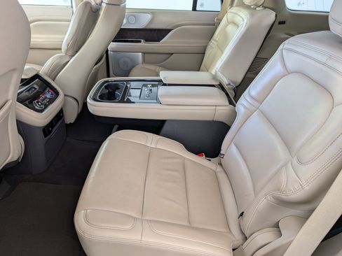 Used 2020 Lincoln Navigator Reserve w/ Equipment Group 208A Reserve image 32