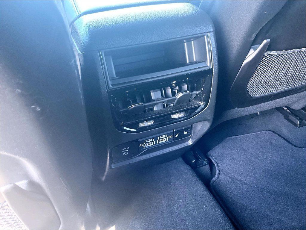 Used 2024 Jeep Grand Cherokee Limited 4xe AWD/4WD image 28