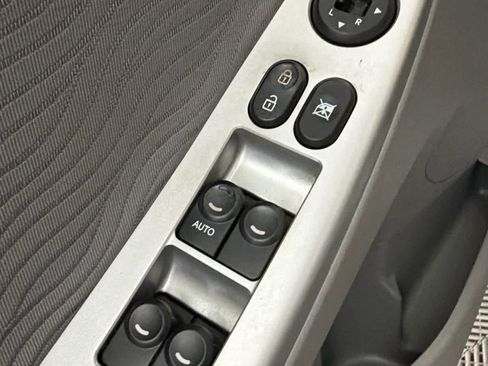 Used 2014 Hyundai Accent GLS w/ Option Group 2 FWD image 23