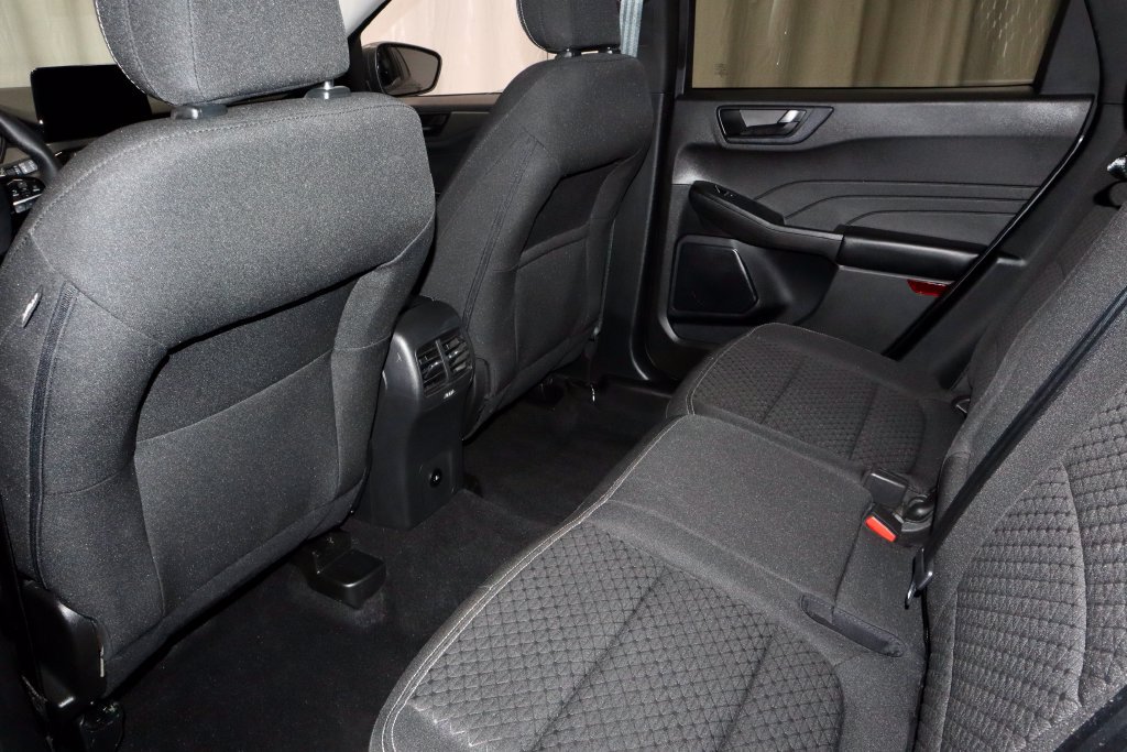 Used 2023 Ford Escape Active w/ Cold Weather Package FWD image 21