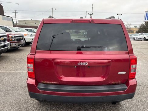 Used 2014 Jeep Patriot Latitude image 6