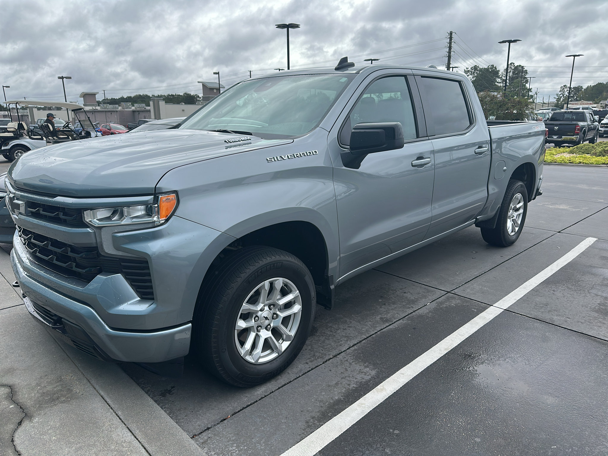 Used 2025 Chevrolet Silverado 1500 RST AWD/4WD image 1